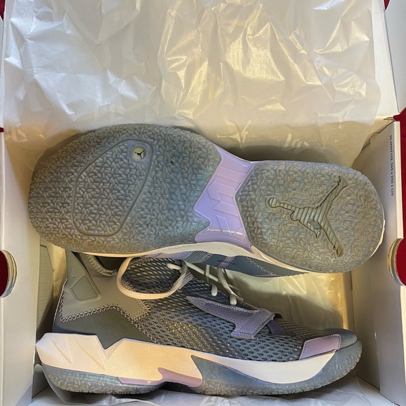 Mens Jordan Why Not Zero.4 Basketball shoes. - Picture 3 of 6